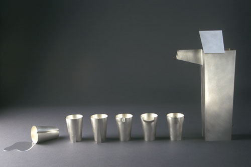 Caraffe-and-6-shot-glasses